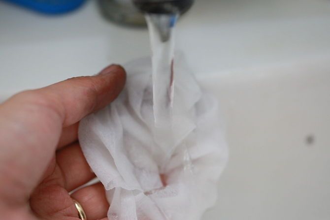 Limpeza de Pele - Água Morna com Detergente